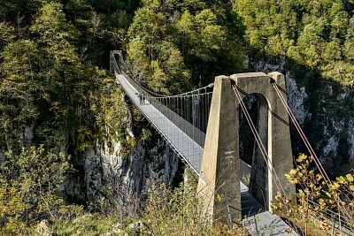 Passerelle d 'Holzarte- Larrau jigsaw puzzle