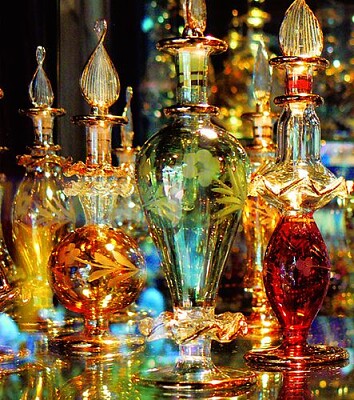 פאזל של Perfume bottles