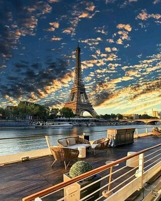 Paris jigsaw puzzle