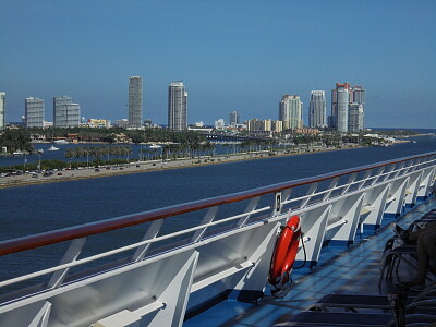 Miami cruise jigsaw puzzle