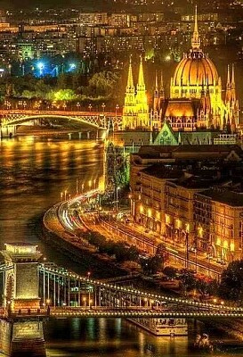 Noche de Budapest jigsaw puzzle