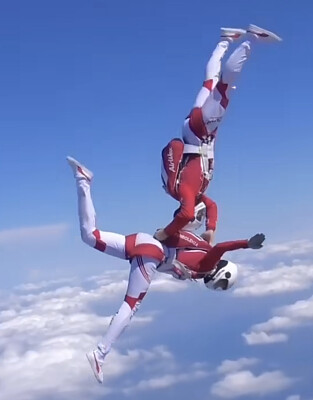 Sky_diving_world jigsaw puzzle