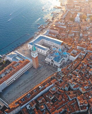 פאזל של Venise à l 'envers...