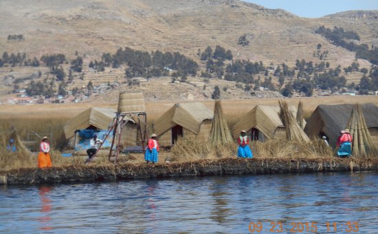 Margem do Lago Titicaca - Peru