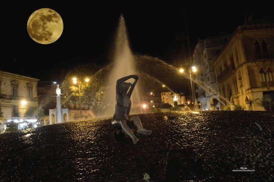 fontana Cellini Piazza Corrado Rizzone
