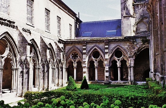 Abbaye St LÃ©ger Ã  Soissons