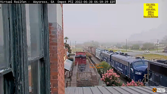 PAR-2 and PAR-1 [Pan Am Railways], at Waycross,GA/USA in the FOG