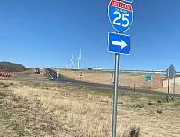 i25