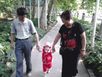 彤彤和外公外婆