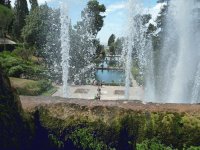 מזרקות בטיבולי